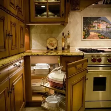 Lower-Cabinet-Pots-and-Pans-Compressed-1-683x1024-min